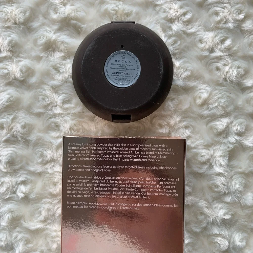 New Becca Bronzed Amber Shimmering Skin Perfector Pressed